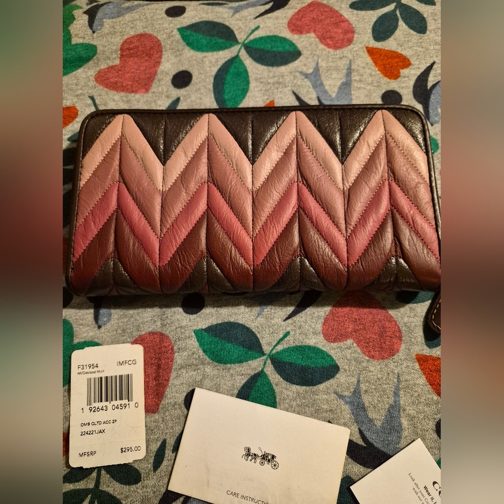 COACH 🎀 CONTINENTAL WALLET ♥️ OMBRE QUILTED ACCORDIAN ZIP ♥️ OXBLOOD MULTI🔥NWT - Picture 6 of 16